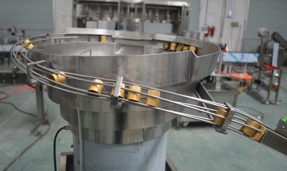Small Automatic Vibrative Type Capping Sorter for Wood Packaging Material 180 KG