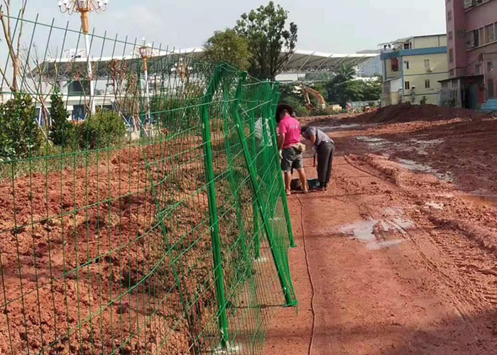 Galvanized Steel 3D Welded Mesh Fencing Panel For Road Guardrail
