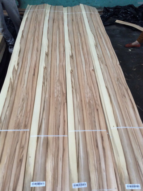 American Red Gum Veneer, Satin Walnut Natural Wood Veneers from www.shunfang-veneer-com.ecer.com