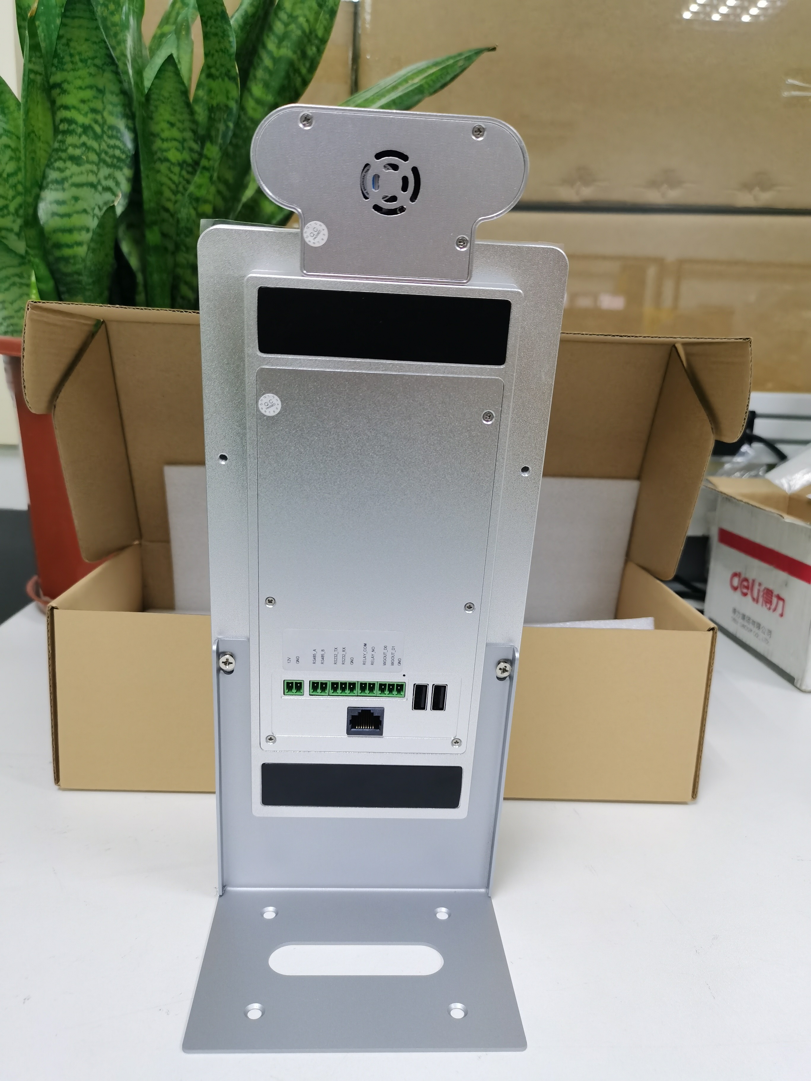 Desktop Mount Building Security Device 8 Inch Android Panel Face Record Thermal Detect Bar Code Scanner