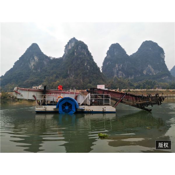 Keda High Efficiency Aquatic Weed Harvester with 150mm Working Width, 30-50 HP Tractor Power and 12 Tons Load Capacity