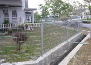 Wholesale 100x300mm BRC Roll Top Welded Mesh Fence Panels Triangle Bending from china suppliers