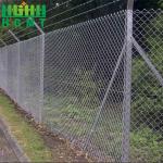 Outdoor 30m Galvanized Steel Tubing Chain Link Wire Mesh Fence Panels 1.8m