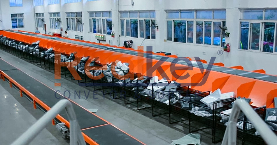 Large Capacity Cross Belt Sorter System In Warehouse Logistic E Commerce Courier