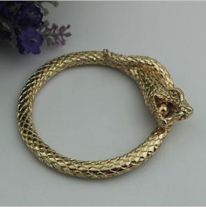 Wholesale Luxury design top quality zinc alloy light gold snake shape 60 mm width bag accessories handle from china suppliers
