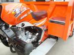 Orange Chinese 3 Wheeler Cargo Tricycle Motorcycle With Big Footrest