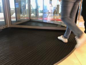 Wholesale 12mm Single Black Wiper Entrance Door Matting Closed Struture from china suppliers