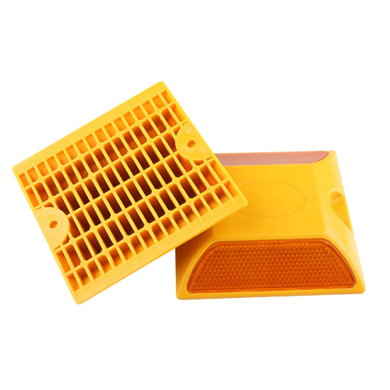 Road Safety Stud Road Cone Sign Used Plastic Reflector Cat Eye Road Stud For Road Safety