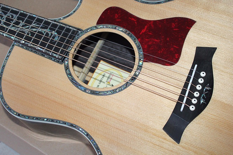 Wholesale- Factory custom 41'' 20 frets 916 cutaway body natural wood color acoustic guitar with solid top,golden tuners