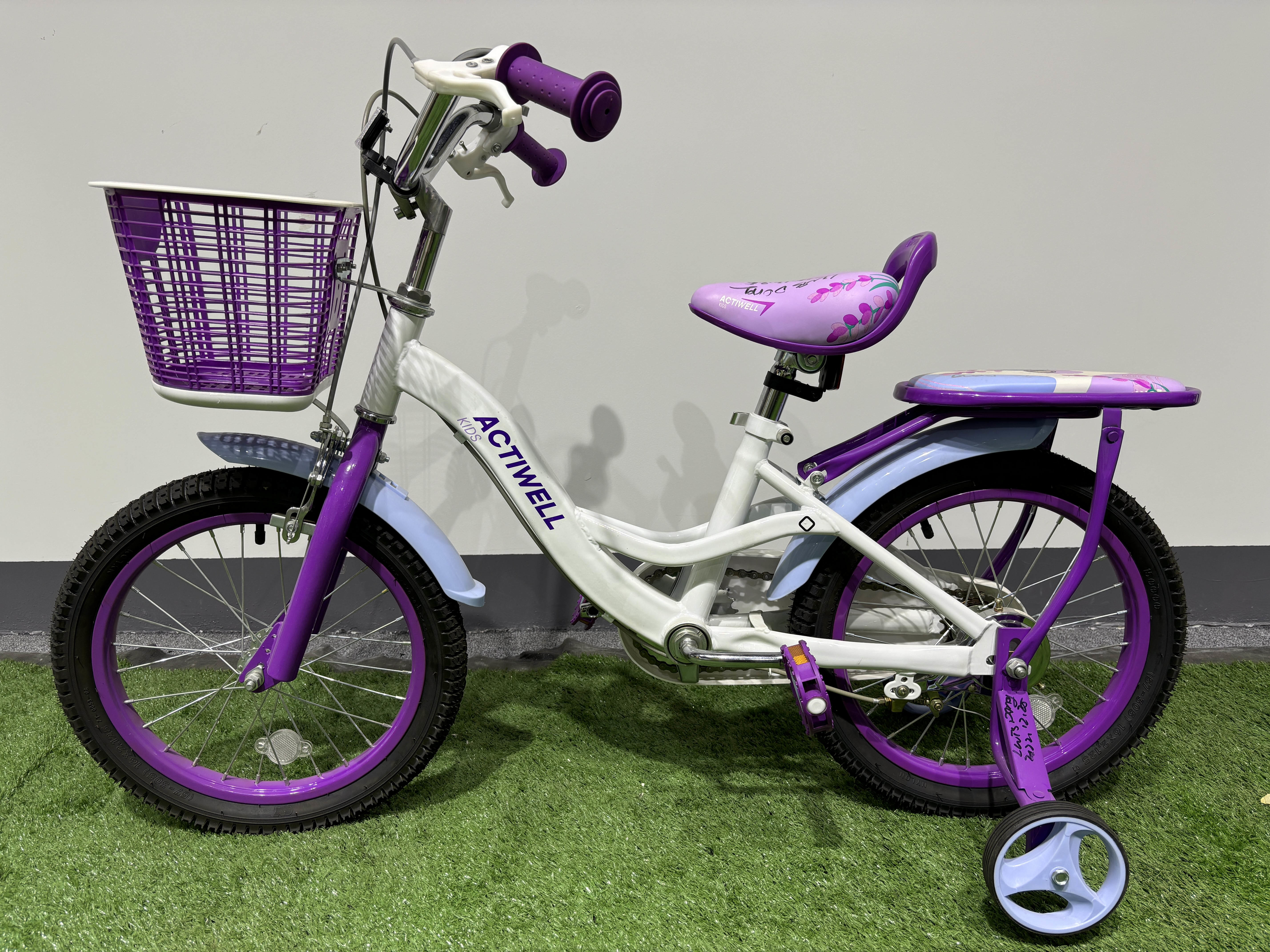 Ordinary Pedal Childrens Training Wheel Bikes With Carbon Steel Style