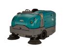 Driving Type Battery Operated Sweeper / Battery Floor Sweeper Excellent Cleaning