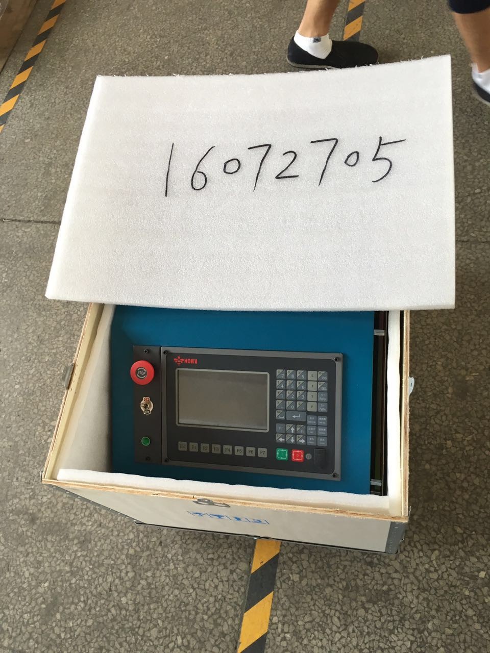 Automatic Metal Cutter Mini CNC Plasma Flame Cutting Machine with light track