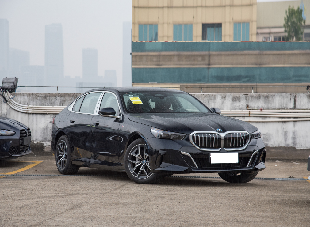Book Ternary Lithium Ion Battery BMWs I5 2024 eDrive 35L Luxury Pure Electric Cars Energy Vehicle EV Car for Battery Type