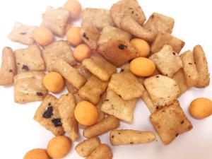 Wholesale Tasty Salted Pure Roasted Rice Cracker Mix Coated Peanuts Mixed Snacks from china suppliers