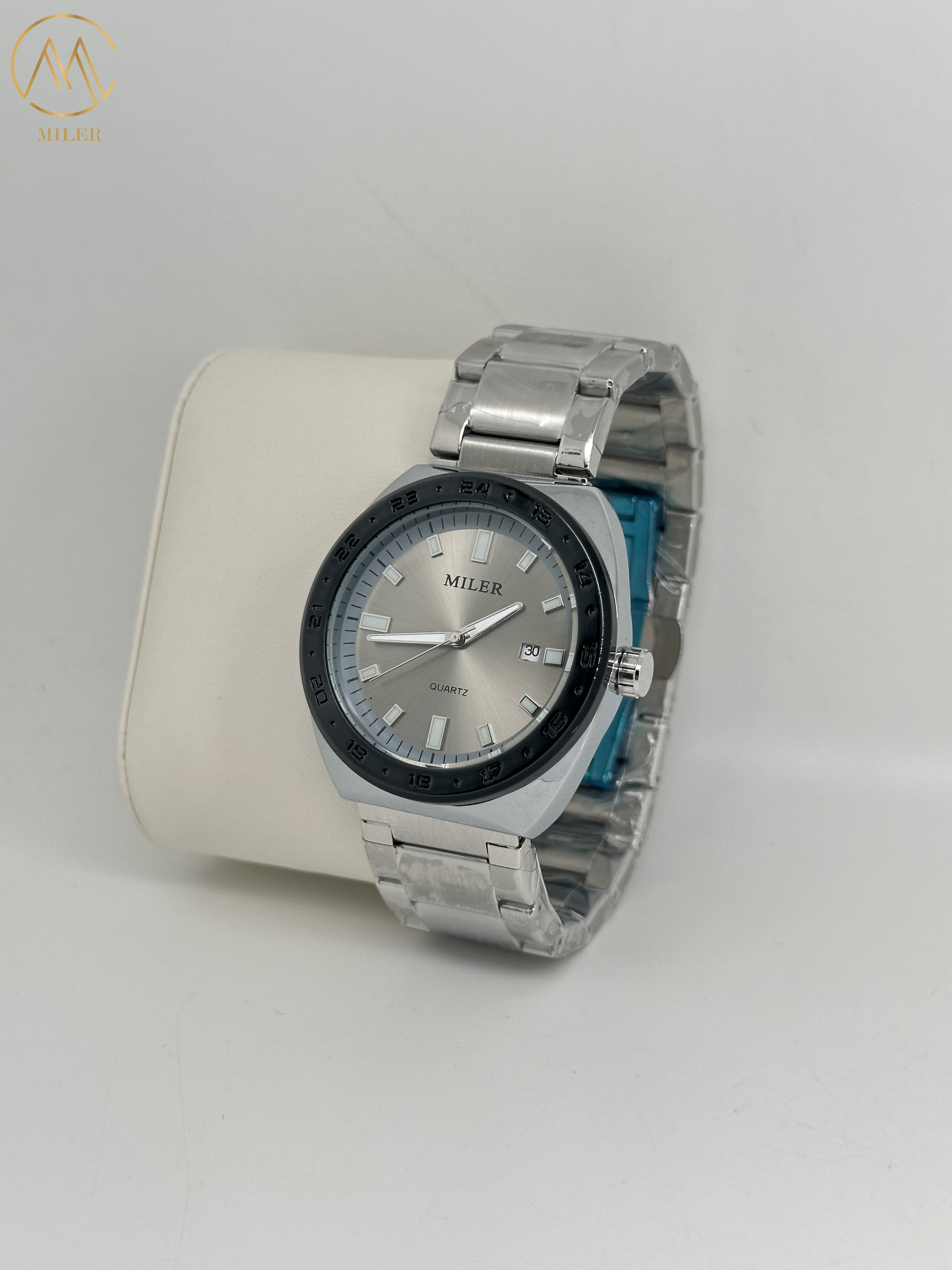 Simple Business Quartz Watch Stainless Steel Strap Wristwatch For Men With Calendar