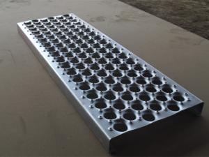 Wholesale Anti Skid Aluminum Perf O Grip Safe Metal Safety Grating Walkway Floor from china suppliers