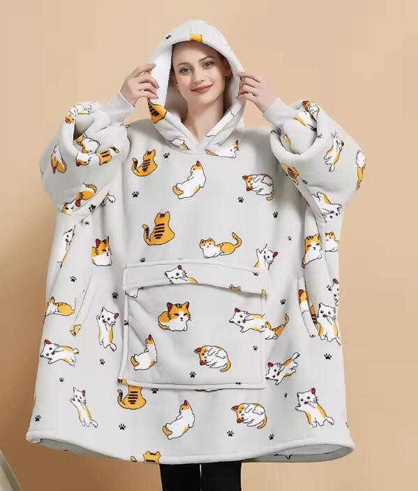 100% Polyester Fleece Oversized Hooded Blankets Unisex Ultra Comfortable