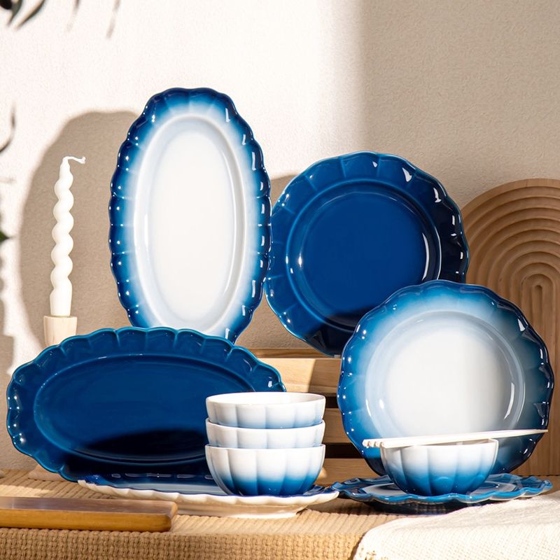 Flower Shape Ceramic Dinnerware Collection For Sustainable Restaurant Dining
