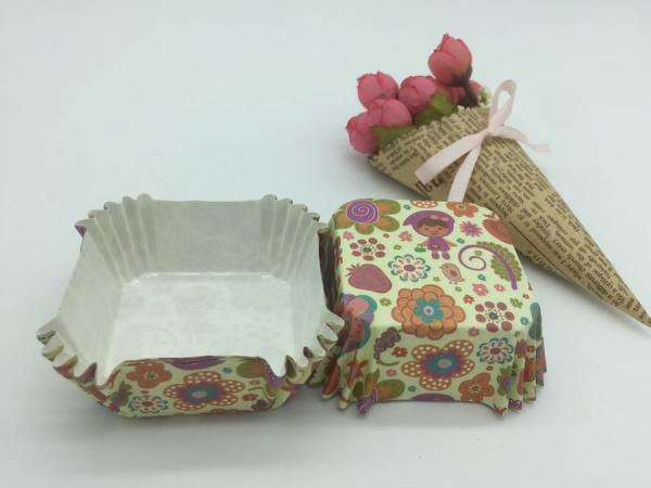 Food Safe PET Paper Baking Cups Disposable Cute Special Pattern For Cupcake /