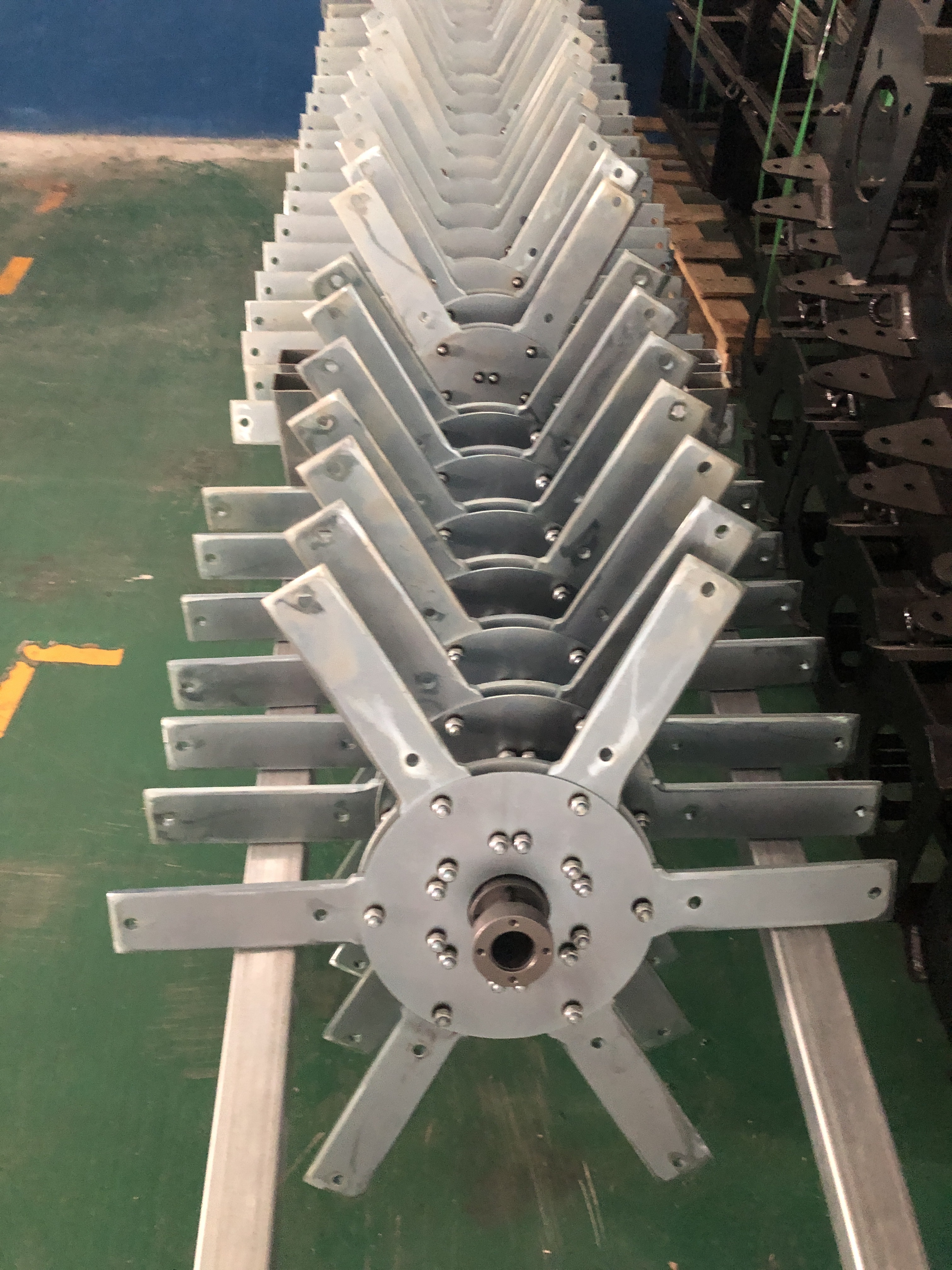 7.3m Node Industrial Ceiling Fan With 6pcs Blades Silver Poultry Farm Ventilation Fans