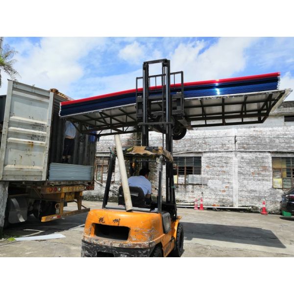 Factory supply 2.1m*5.8m 8mm Polycarbonate Hollow Sheet Multiwall sheet Available in Multiple Colors with High Flexural Strength and UV Protection for