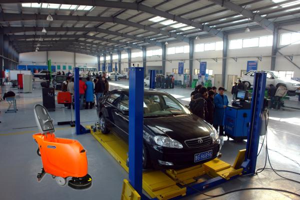 Battery Power Hardwood Floor Cleaner Machine For Machine Shop With 800MM