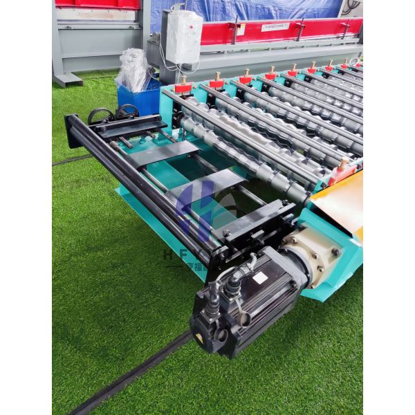Stable High Rigidity Corrugated Roll Forming Machine 350H Steel Frame 7.5kw 26 Sets Roll Forming Design