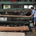 0.5mm Musical Instruments Africa Natural Makore Wood Veneer Straight Grain Grade