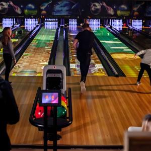 Wholesale Sports String Pinsetter Complete Set Bowling Machine Standard Bowling Equipment from china suppliers