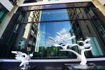 Color Painted Metal Animal Statues White Baking Varnish For Hotel Ornaments