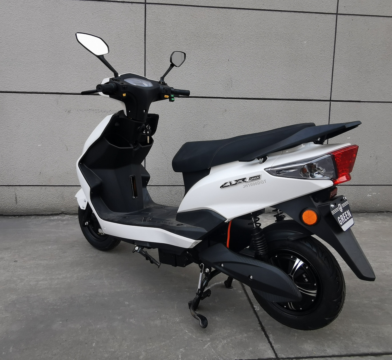 On sale 800W 50km/H Battery Powered Long Range Street Legal Electric Moped