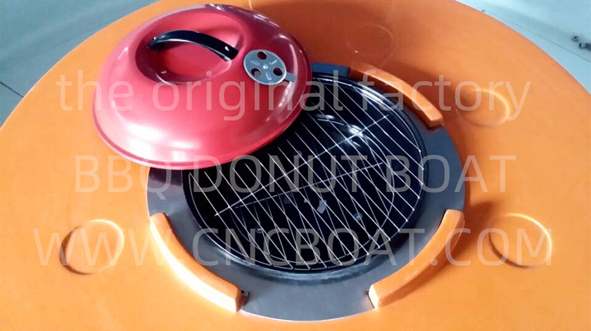 Depth 30cm FRP Fiberglass LLDPE 6 Seater Barbecue Boat