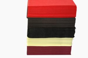 Wholesale Spunbonded Polypropylene Nonwoven Fabric Tablecloth Red White Table Cover from china suppliers