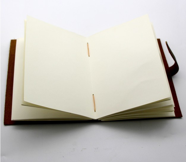 Blank Travel Journal Notebook Size 14.5 * 19cm Inner Printing Lined Embossed Logo