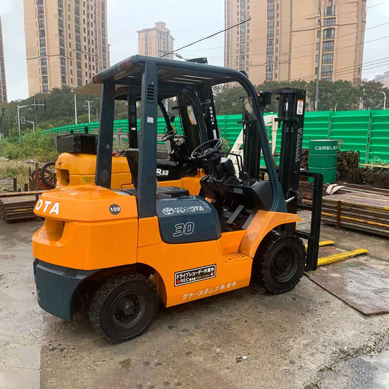 80/370 V/Ah Battery Voltage/Capacity Used 3t Gasoline Forklift for Lifting Handling