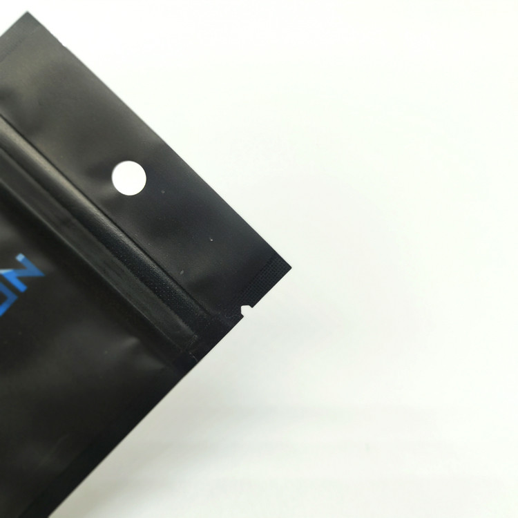 High Quality Plastic Herb Packaging Child Resistant Smell Proof Bag Mylar Bag Custom Tobacco Pouch
