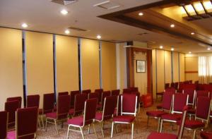 Wholesale Removable Wall Restaurant Movable Room Partition MDF Board + Aluminium Material from china suppliers