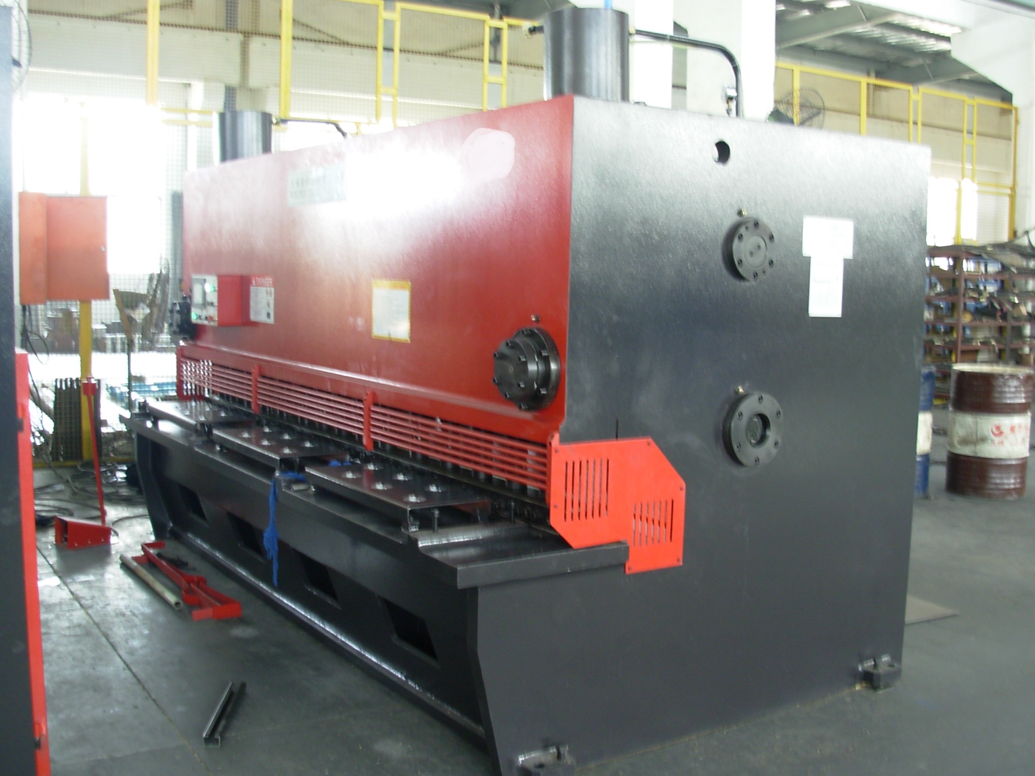 12mm Hydraulic Plate Shearing Machine Guillotine Sheet Metal Cutter