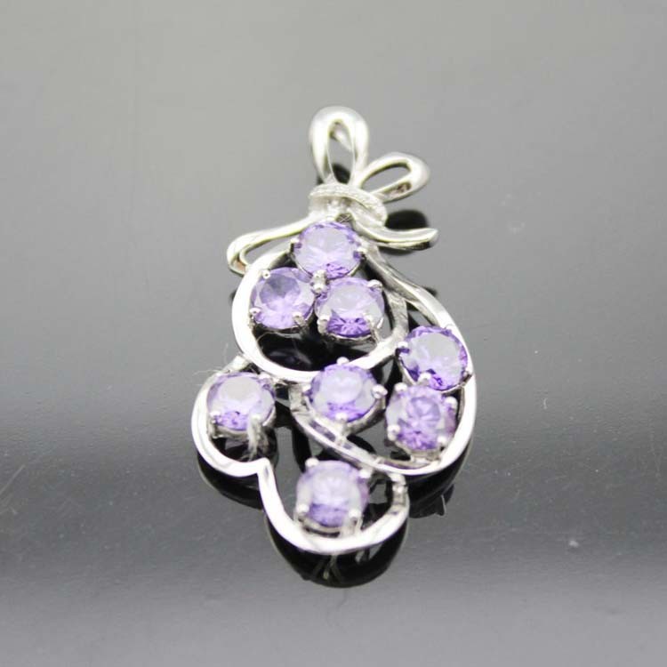 925 Silver Jewelry Grape Shape Blue Topaz Cubic Zircon Pendant Necklace (P44)