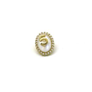 Wholesale Alloy Plated Gold Oval Cufflinks , White Pearl Cufflinks For Shirt ODM from china suppliers