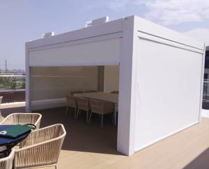 Wholesale Fiberglass PVC Outdoor Roller Blinds Remote Control White Black Zipper Track from china suppliers