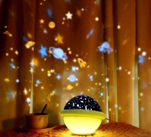Wholesale 5V 1000mA LED Projector Night Light 151x132mm UFO Shaped For Children from china suppliers
