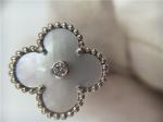 Vintage Alhambra 18K Gold Ring White Gold With Diamond / White Mother Of Pearl