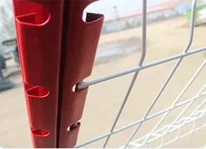 PVC Coated 2.5m 3D Wire Mesh Fence Welded Curved Mesh Fence Rustproof