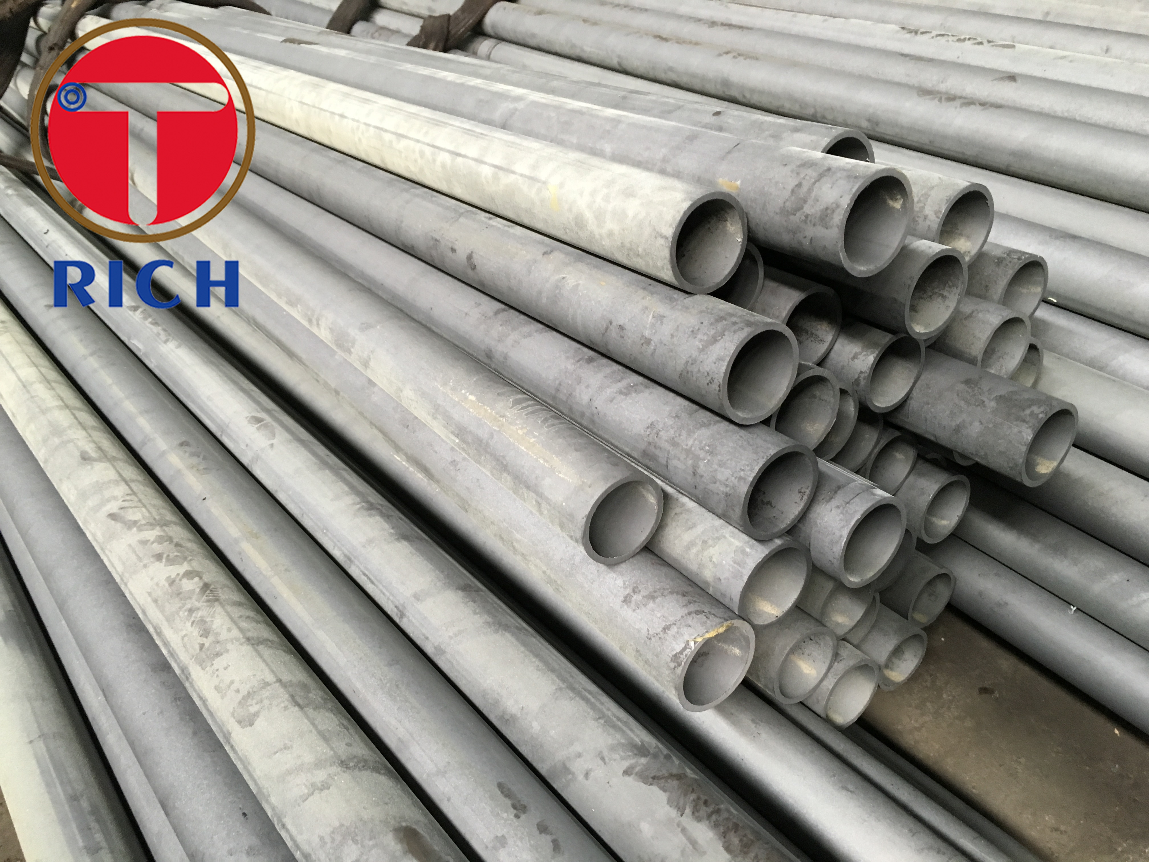 TORICH JIS G4805 SUJ2 SUJ3 GCr15 100Cr6 Seamless Precision Bearing Steel Tube for Swing Bearing