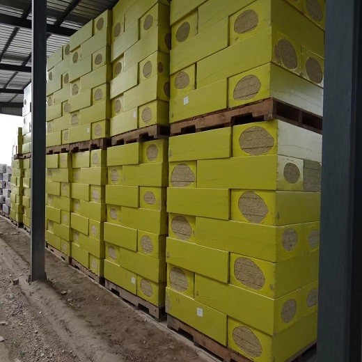 150mm Thickness Fiberglass Wool Insulation Batts For Thermal Insulation