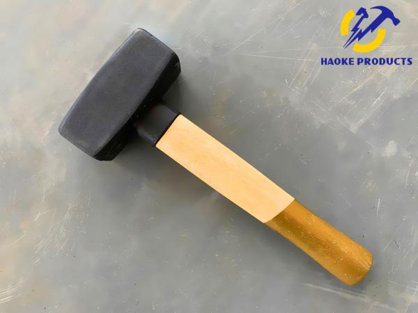 1000G Size Forged Steel Stoning Hammer With Yellow Color Wooden Handle (XL0057