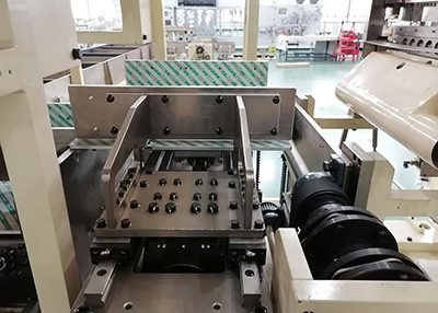 Fully Auto Adult Baby Diaper Packing Machine with Servo Control Eco Friendly