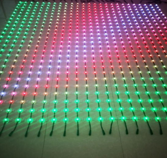Outdoor Full-Color LED Advertising Display Screen with 31mm Pixels and DMX512 Control