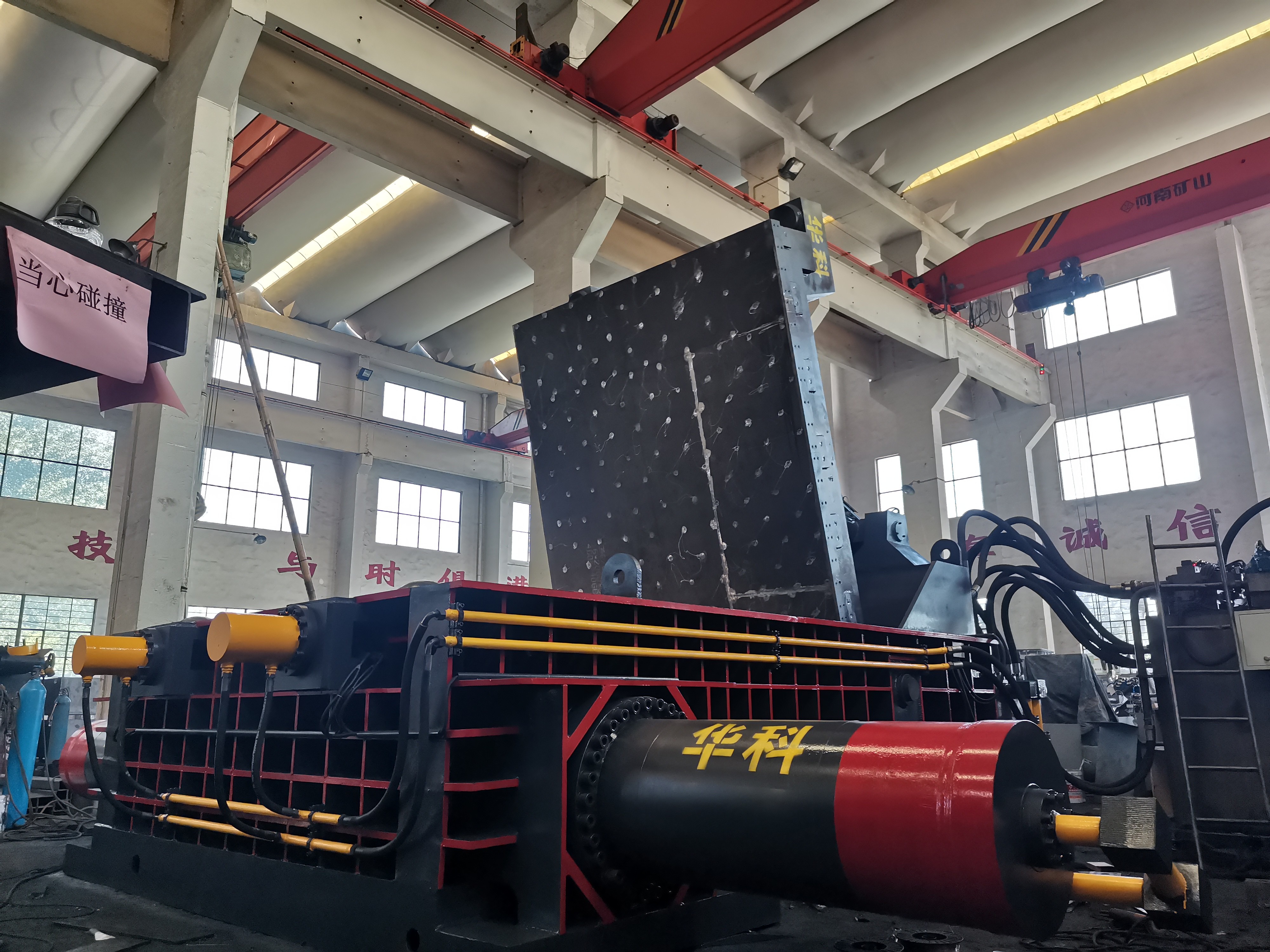 Versatile Scrap Metal Baler Press With 3x37KW Motors And Remote PLC Control